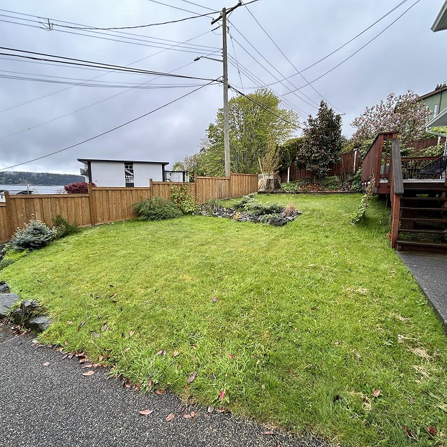 departure-bay-landscaper-01