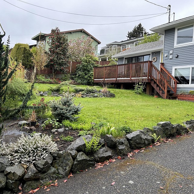 departure-bay-landscaper-02