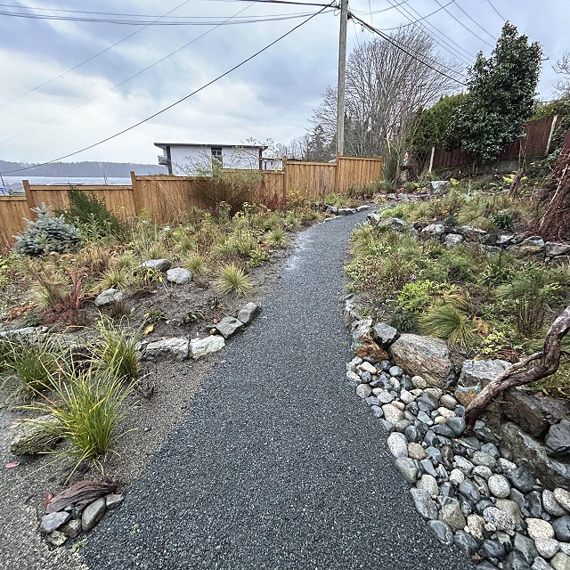 departure-bay-landscaper-11