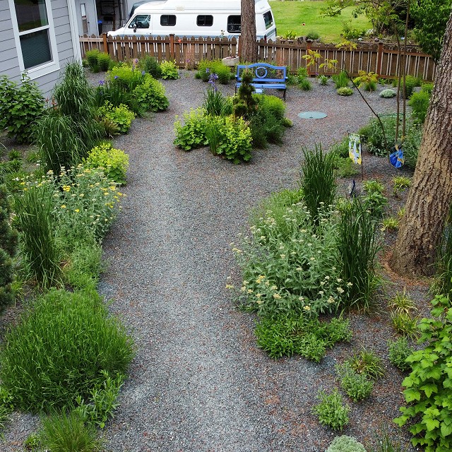 gravel-garden-2022-04