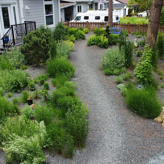 gravel-garden-2022-07