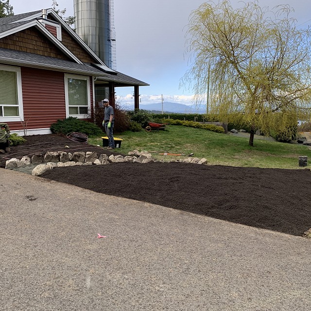 higgin-garden-nanaimo-13