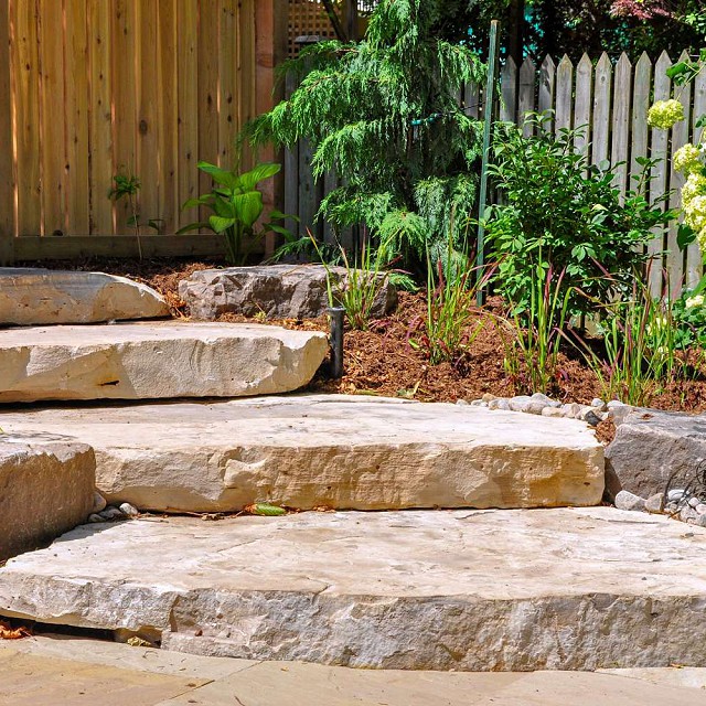 natural-stone-stair-treads