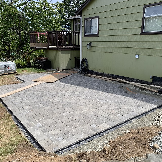 paving-stone-patio