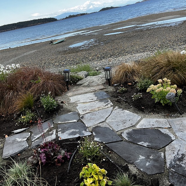 seaside-garden-nanaimo-24