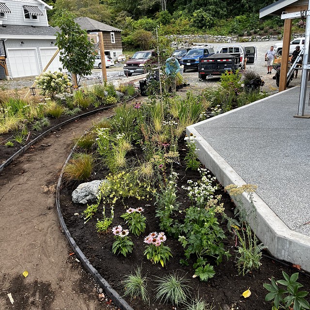 seaside-garden-nanaimo-28