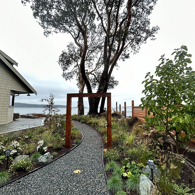 seaside-garden-nanaimo-41