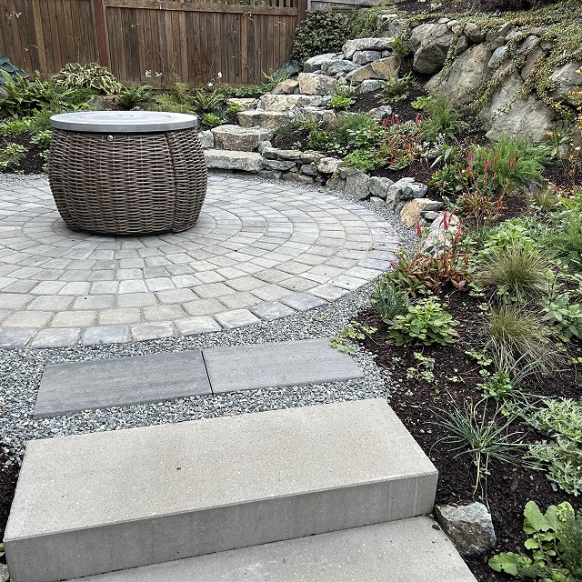 stairs-circle-patio-natural-stone-2